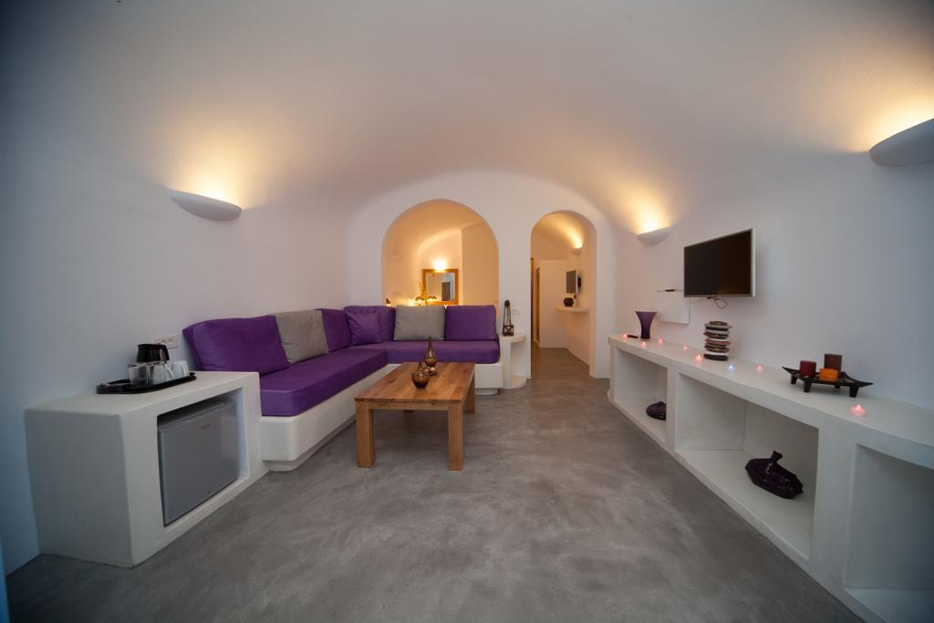 Fanari Vista Suites Fira  Room photo