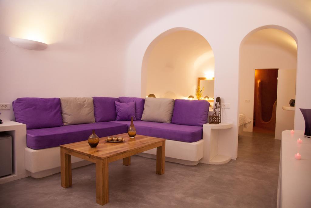 Fanari Vista Suites Fira  Room photo